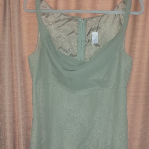 Dress - Picture 1 of 4